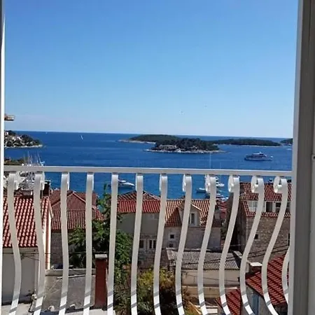 Romantic Marina Hvar Town